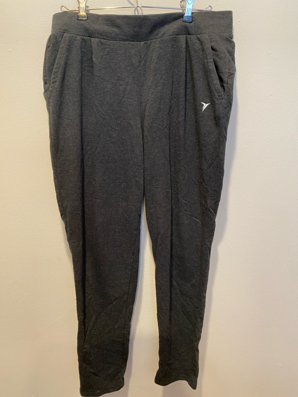 Old Navy Women’s Black Joggers Size M